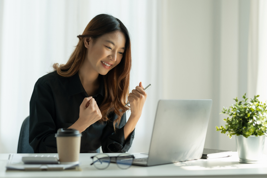 White_and_Blue_Modern_Online_Payment_Solution_Instagram_Post